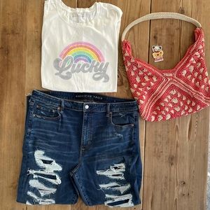 🐝 American Eagle NEW Hi-Rise Jeggings with Holes